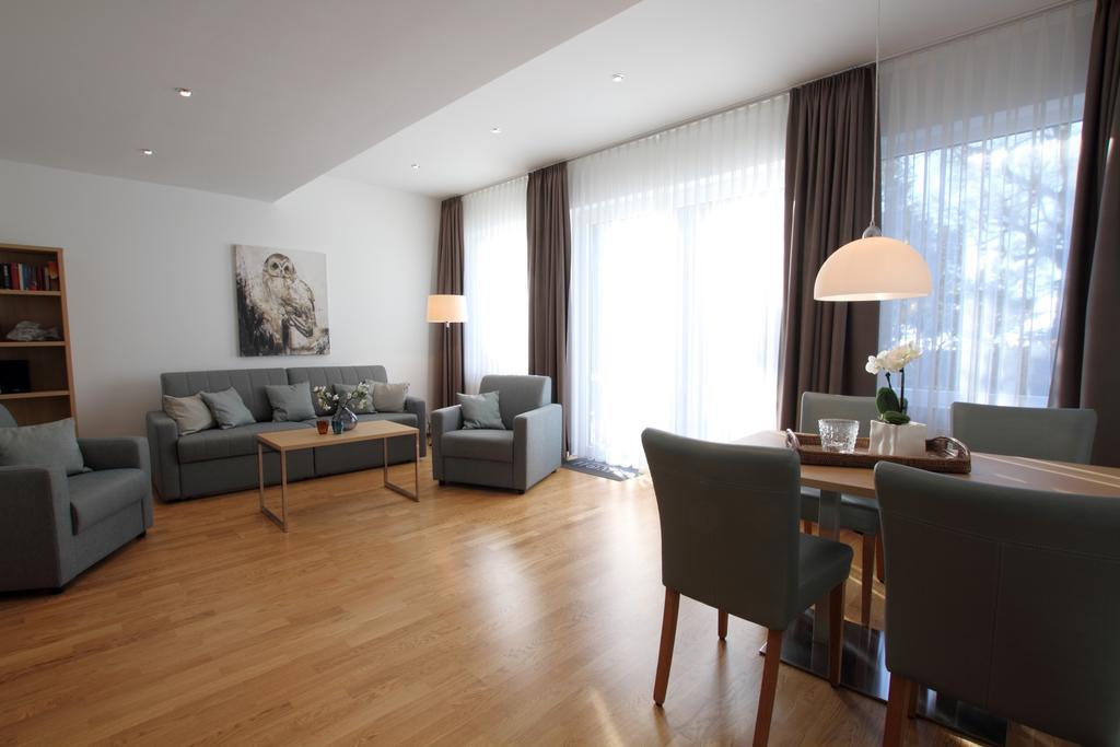 Hotel Seepark Garni Иберлинген Экстерьер фото