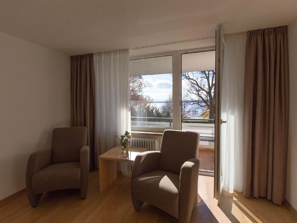 Hotel Seepark Garni Иберлинген Экстерьер фото