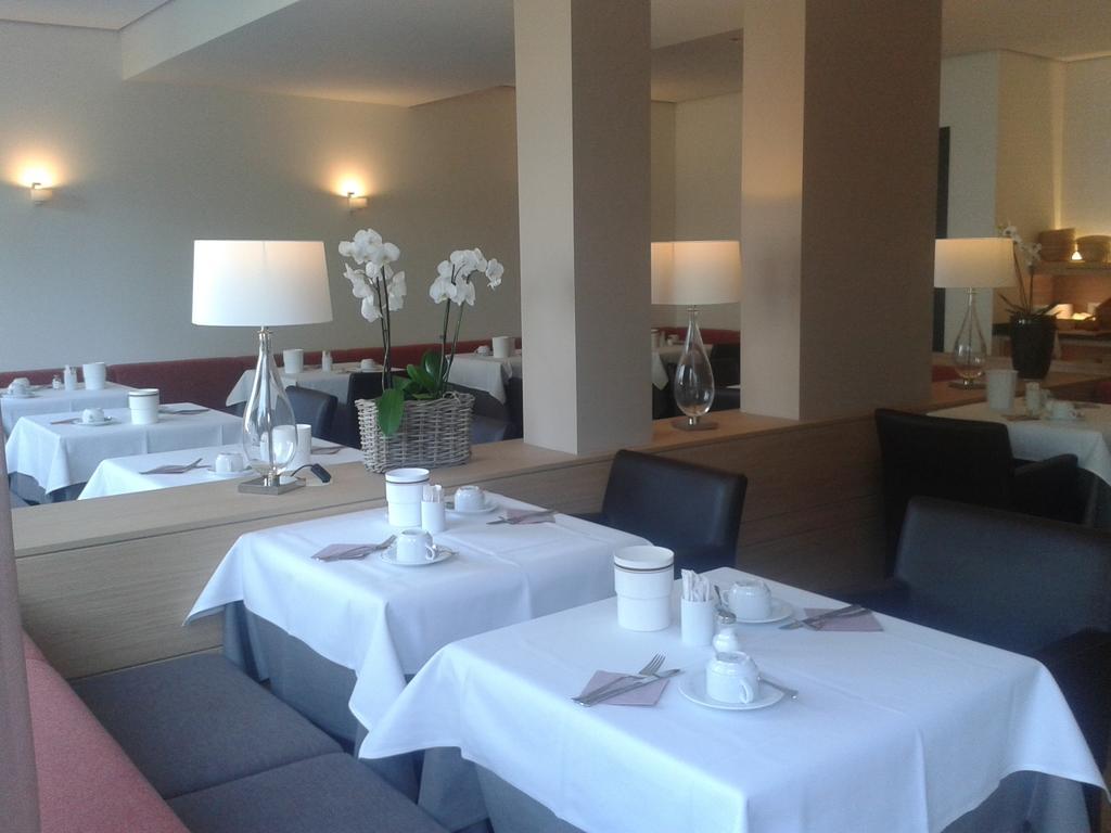 Hotel Seepark Garni Иберлинген Экстерьер фото